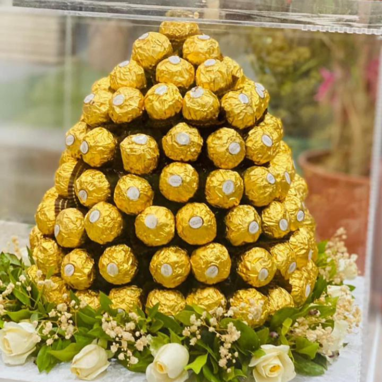 Bouquet de chocolat Ferrero Rocher de luxe avec coeurs dor au